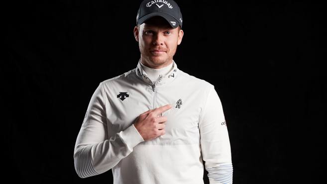 Willett hitting prostate cancer out of bounds