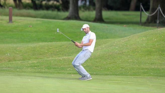 Hendriksen sets the pace at Bowood