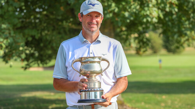 Dixon wins the Marstons PGA West Region Championship