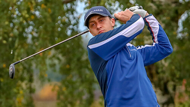 Fieldsend’s birdie bonanza sets the pace at Morley Hayes