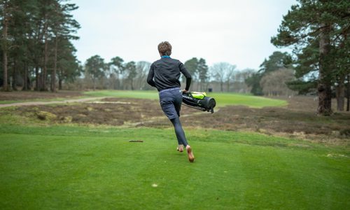 ‘Iron Golfer’ completes barefoot round in 45 minutes