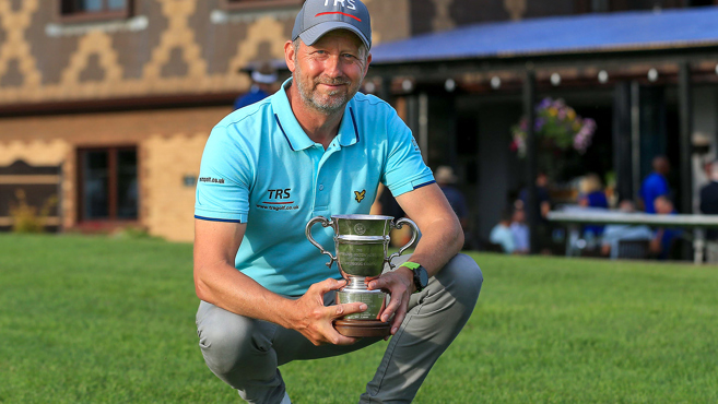 SkyCaddie GPS wins back-to-back on senior Tours