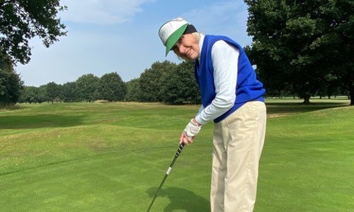 England's oldest female golfer labelled an 'inspiration' by PGA pro Karl Worby