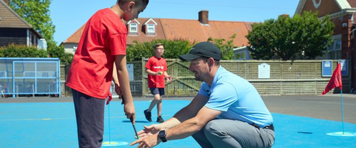 1,000 reasons to Golfway – NEW Primary School Programme from the Golf Foundation