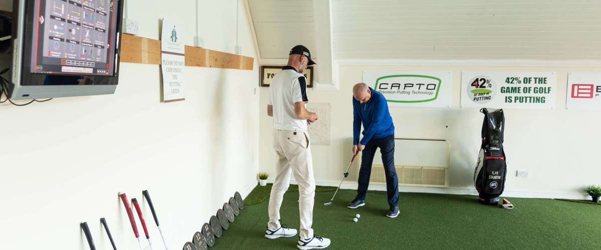 PGA pro Staunton launches state-of-the-art indoor putting studio at Deer Park Golf