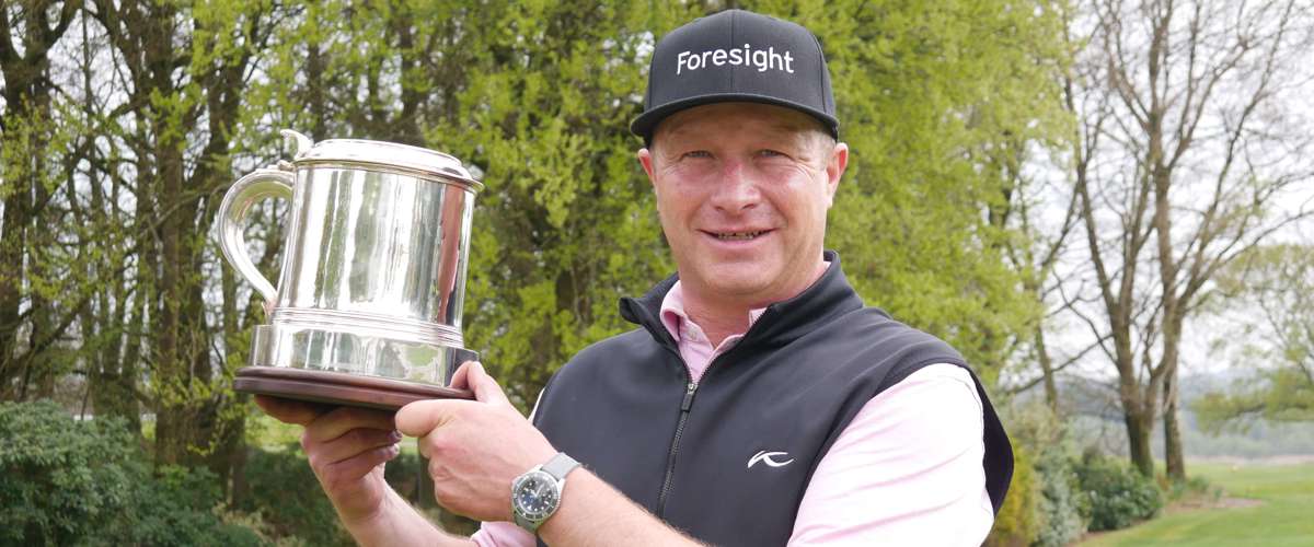 Hutcheon holds off challengers to prevail at PGA Play-Offs